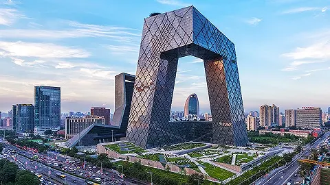 中央广播电视总台广东总站暨粤港澳大湾区总部运行揭牌，开启