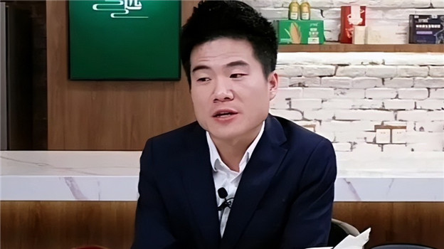 <b>董宇辉正在跌落神坛</b>