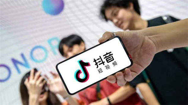 土味短剧“收割”中年人