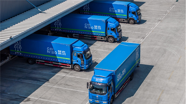 “电商一哥”换人，“拼阿京”各有各的愁