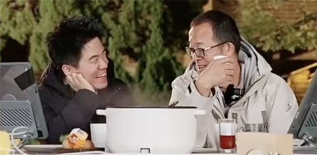 董宇辉为何偏偏此时单飞？4个月前就在“谈分手”